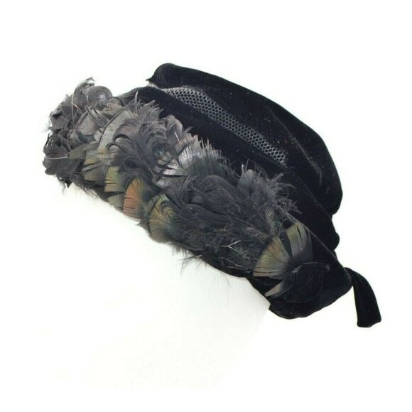1950s Black Velvet Ostrich Feather Breton Hat Sear - Picture 1 of 6